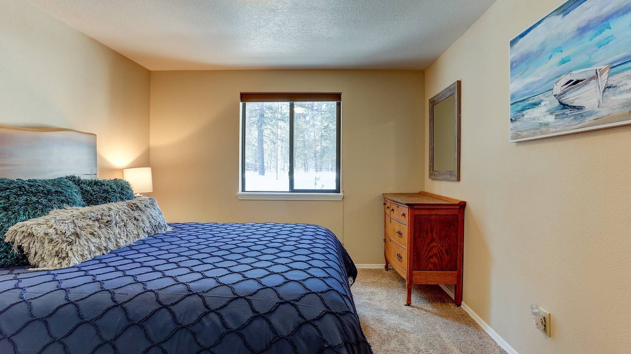 Photo of Bedroom in Three Rivers