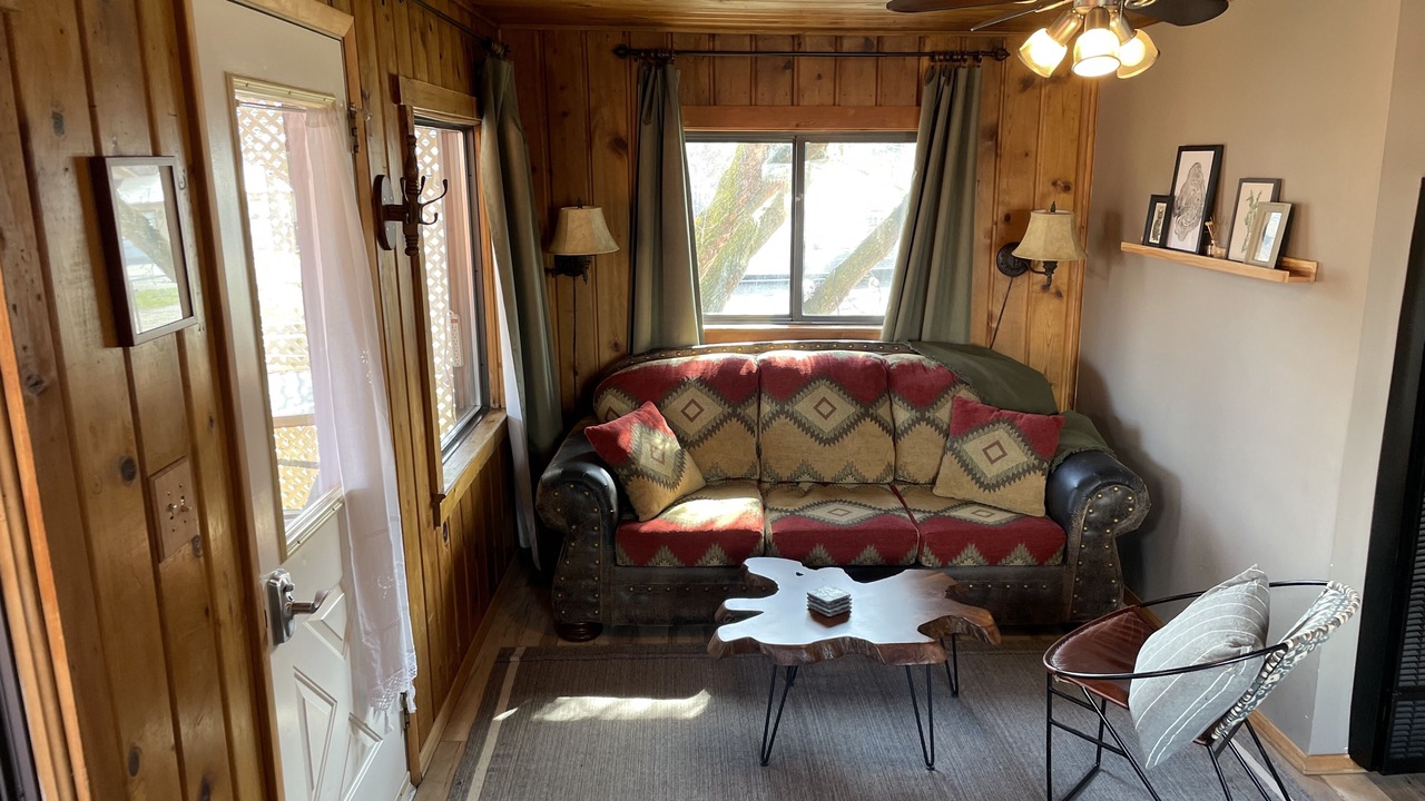 Photo of Livingroom in Lava Hot Springs