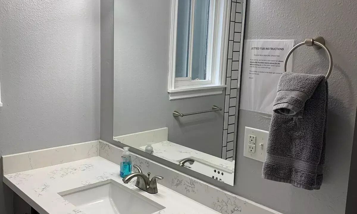 Photo of Bathroom in Burien