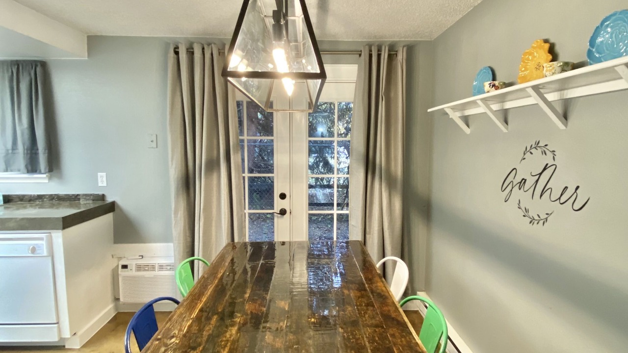 Photo of Bedroom in Collister