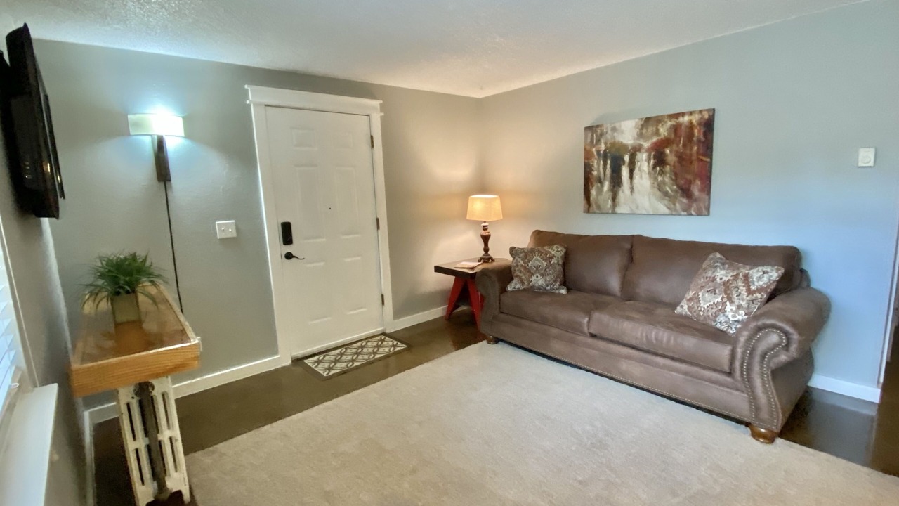 Photo of Bedroom in Collister