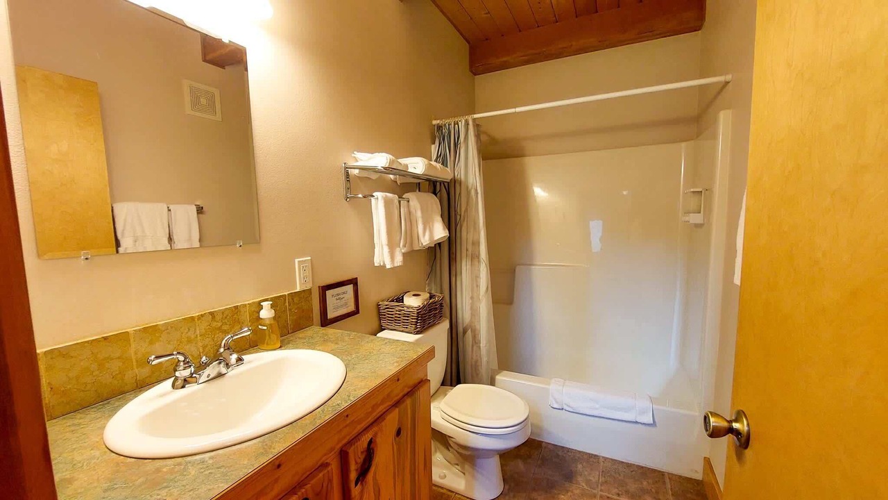 Photo of Bathroom in Mazama