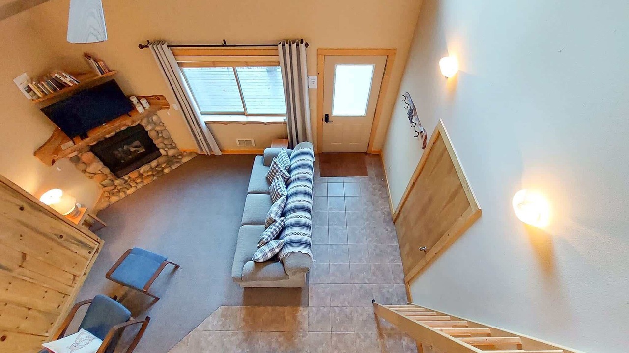 Photo of Livingroom in Mazama