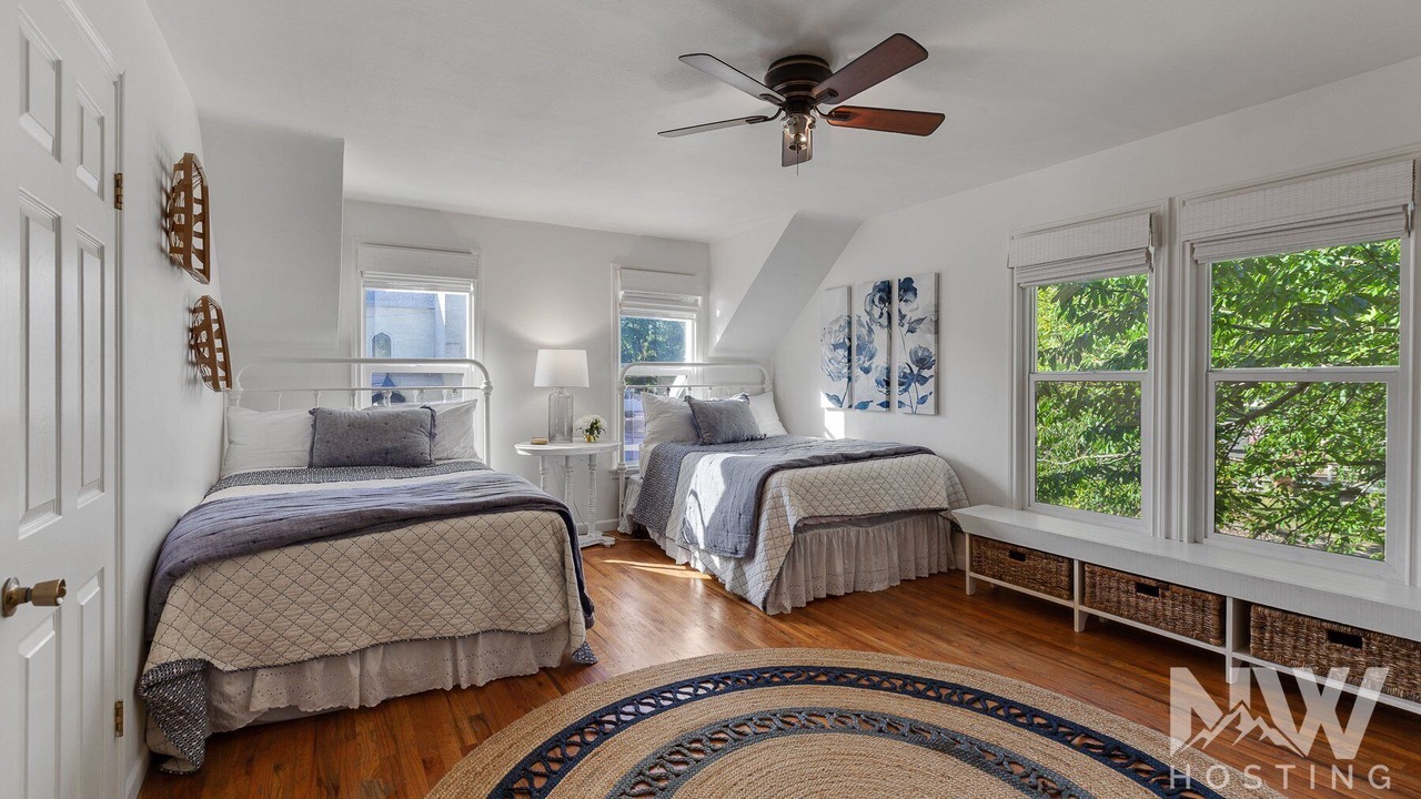 Photo of Bedroom in Garden District