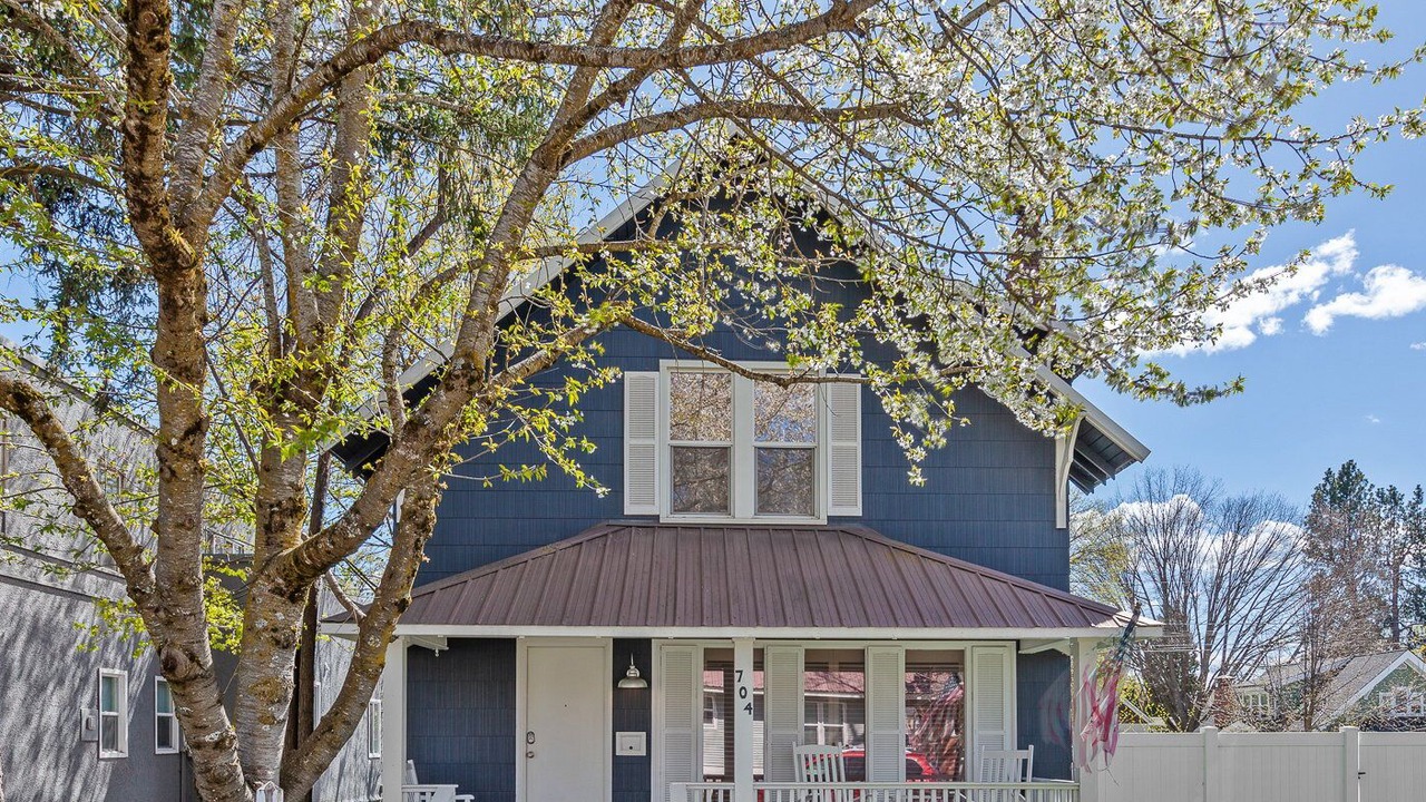 Photo of Outdoor in Garden District