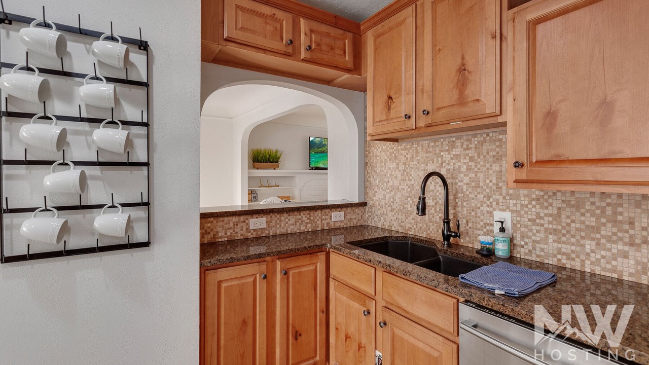 Photo of Kitchen in Garden District