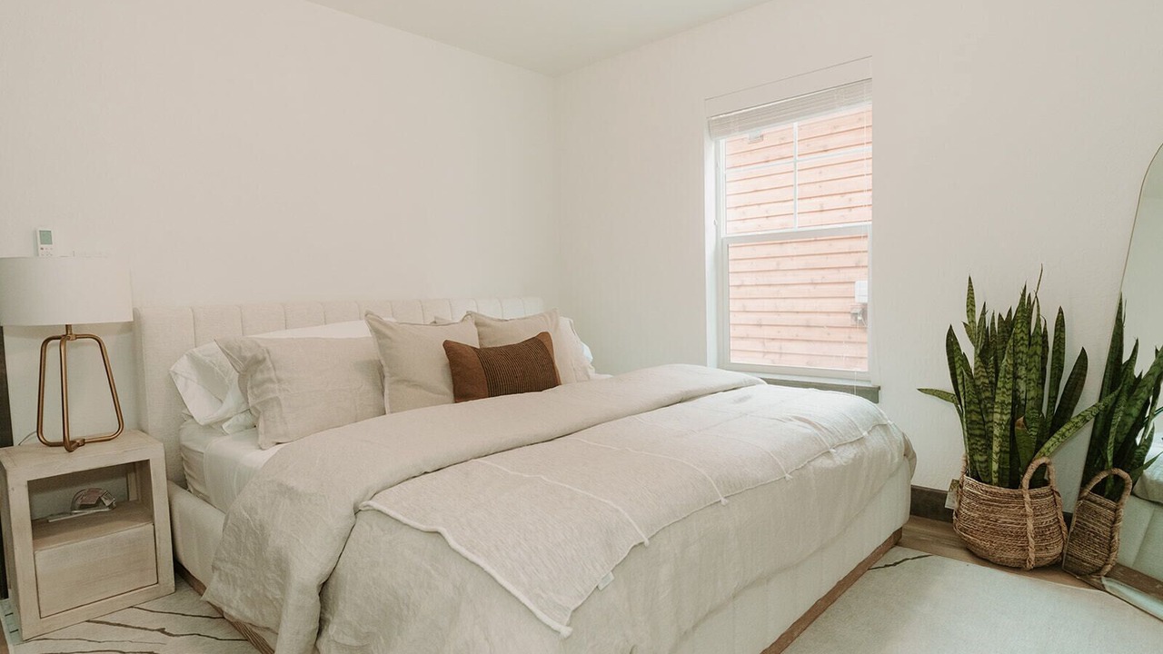 Photo of Bedroom in Dover Bay