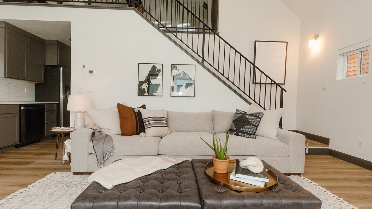 Photo of Livingroom in Dover Bay