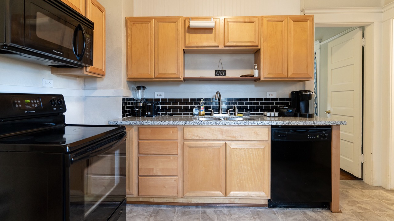 Photo of Kitchen in Central Tacoma