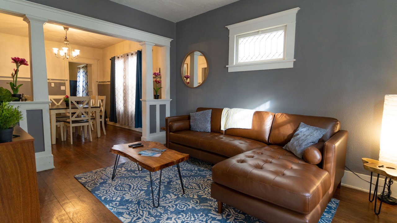 Photo of Livingroom in Central Tacoma