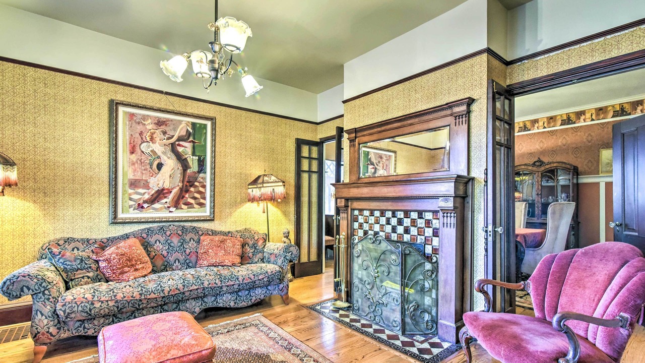 Photo of Bedroom in Irvington