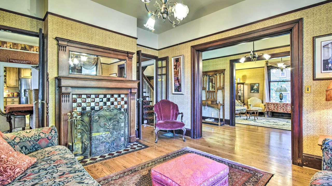 Photo of Livingroom in Irvington