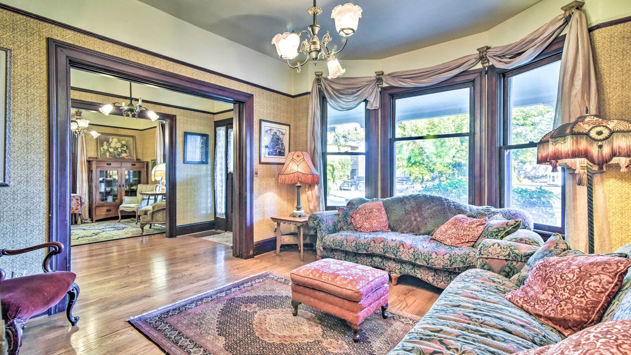 Photo of Livingroom in Irvington