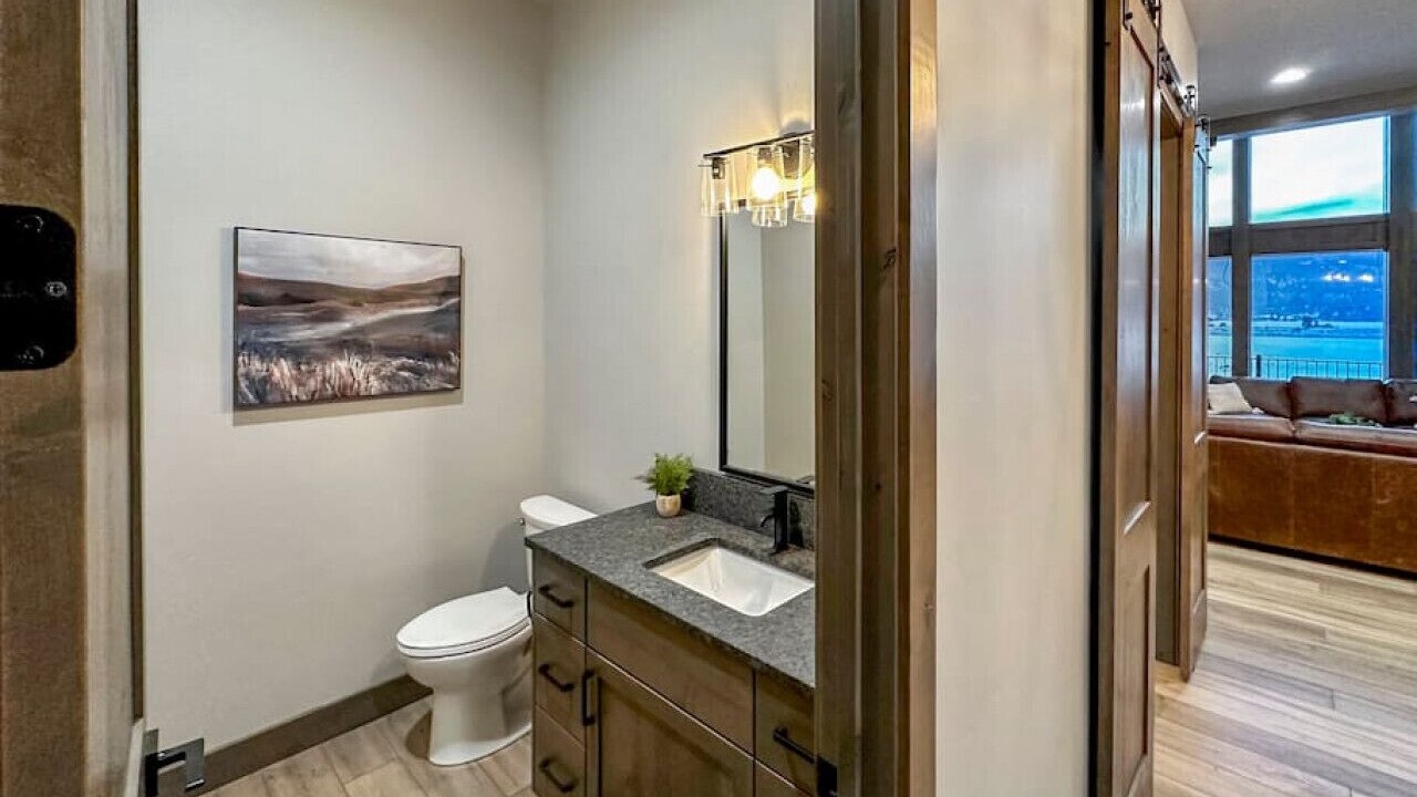 Photo of Bathroom in Tamarack Resort