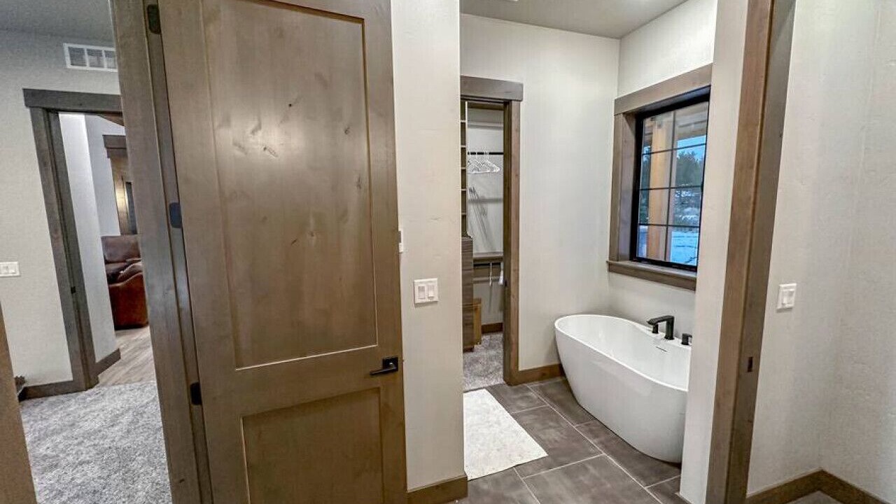 Photo of Bathroom in Tamarack Resort