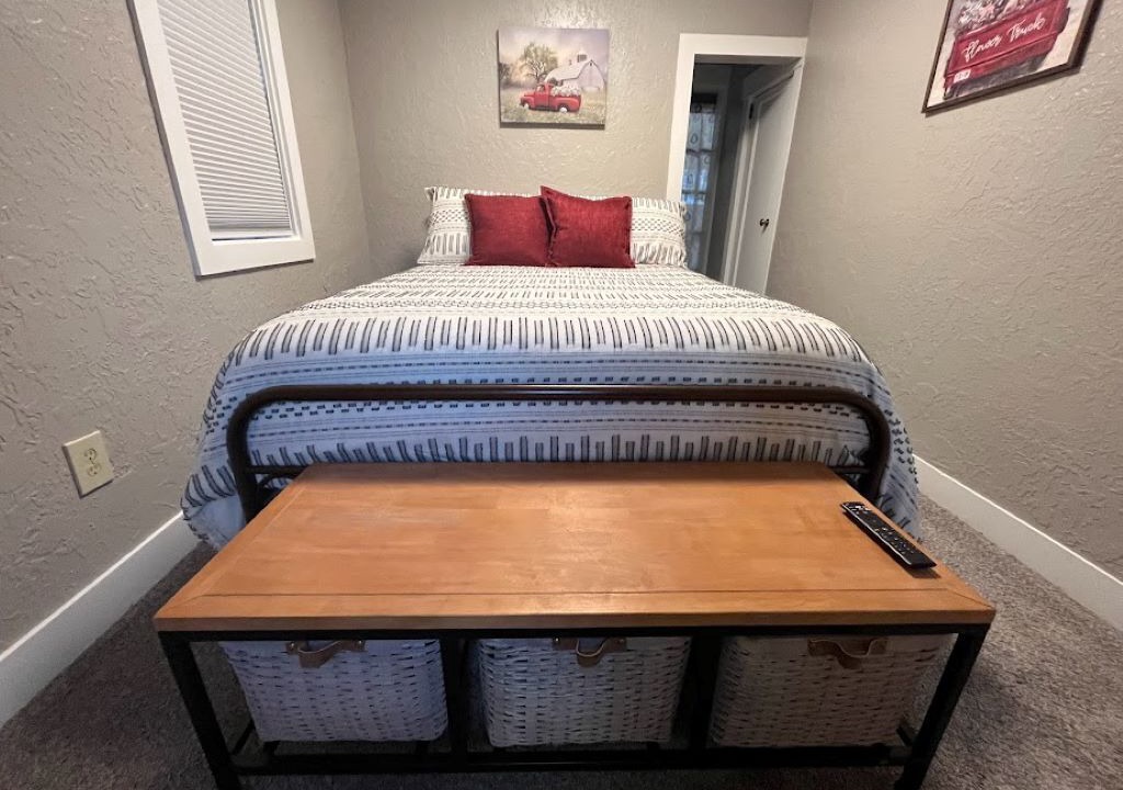 Photo of Bedroom in Salmon