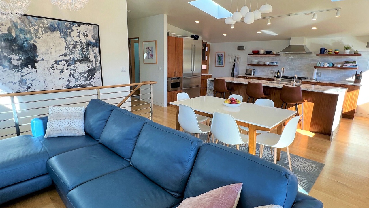 Photo of Livingroom in Sunset Hill