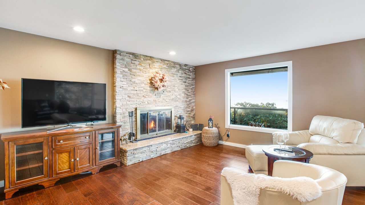 Photo of Livingroom in Camano Island