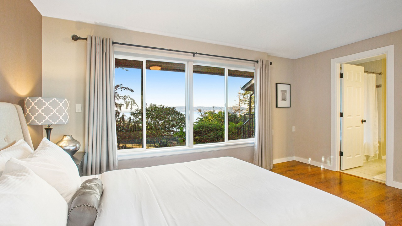 Photo of Bedroom in Camano Island