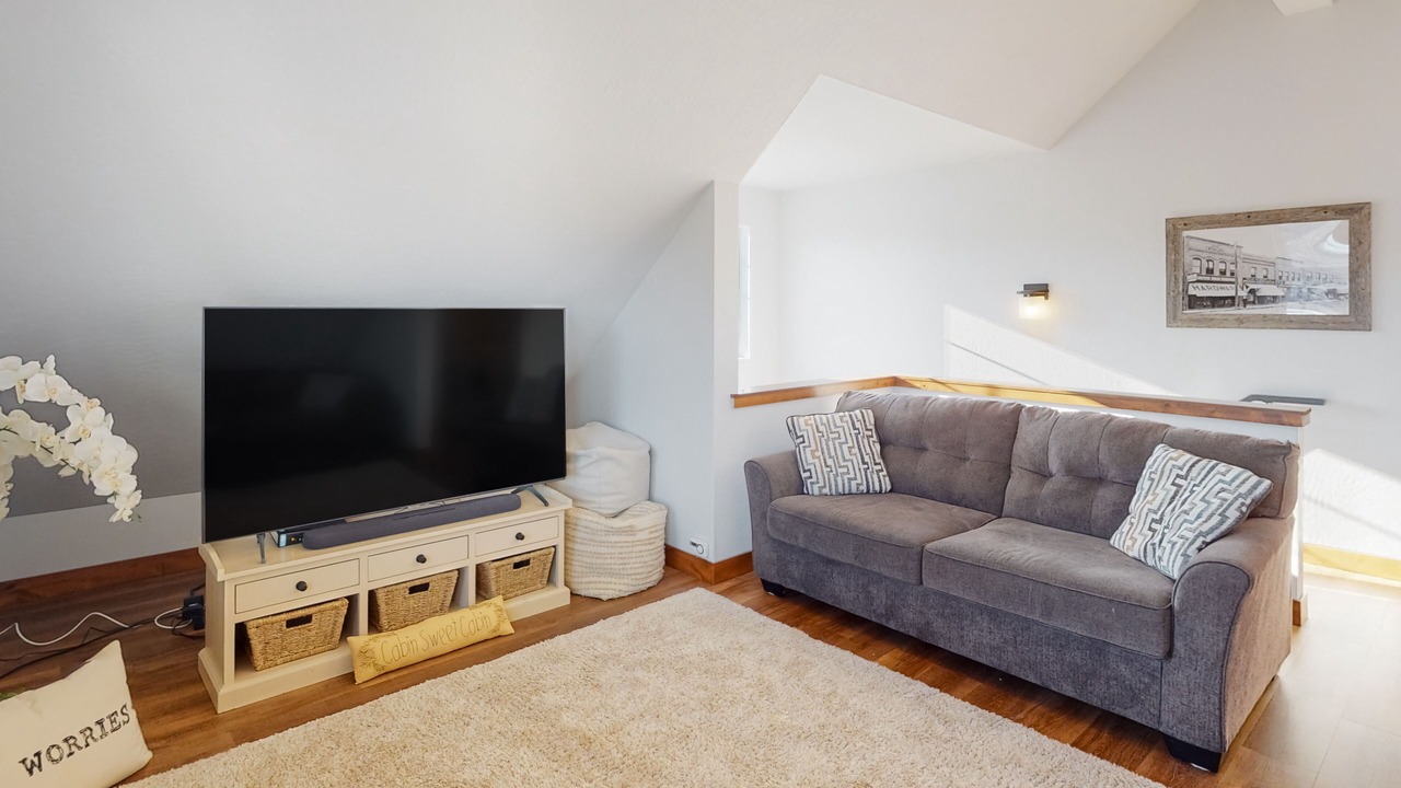 Photo of Livingroom in Dover Bay