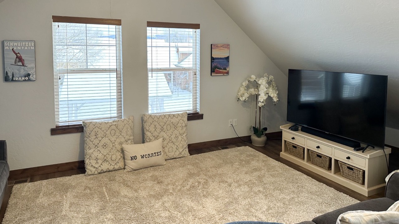 Photo of Livingroom in Dover Bay