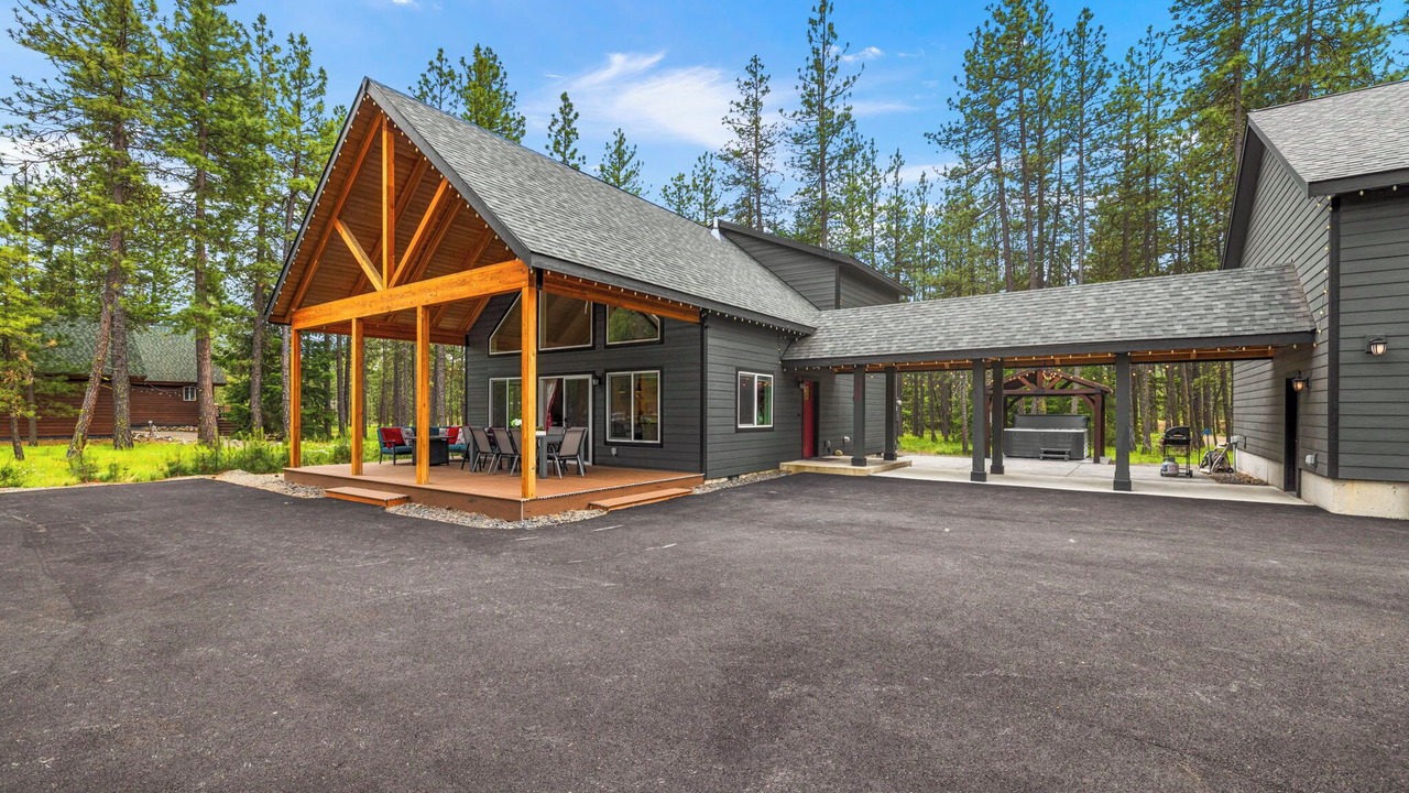 Photo of Outdoor in Ronald