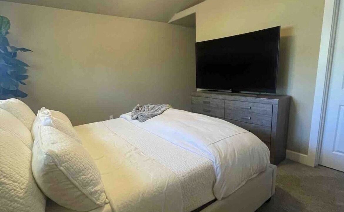 Photo of Bedroom in West Portland Park