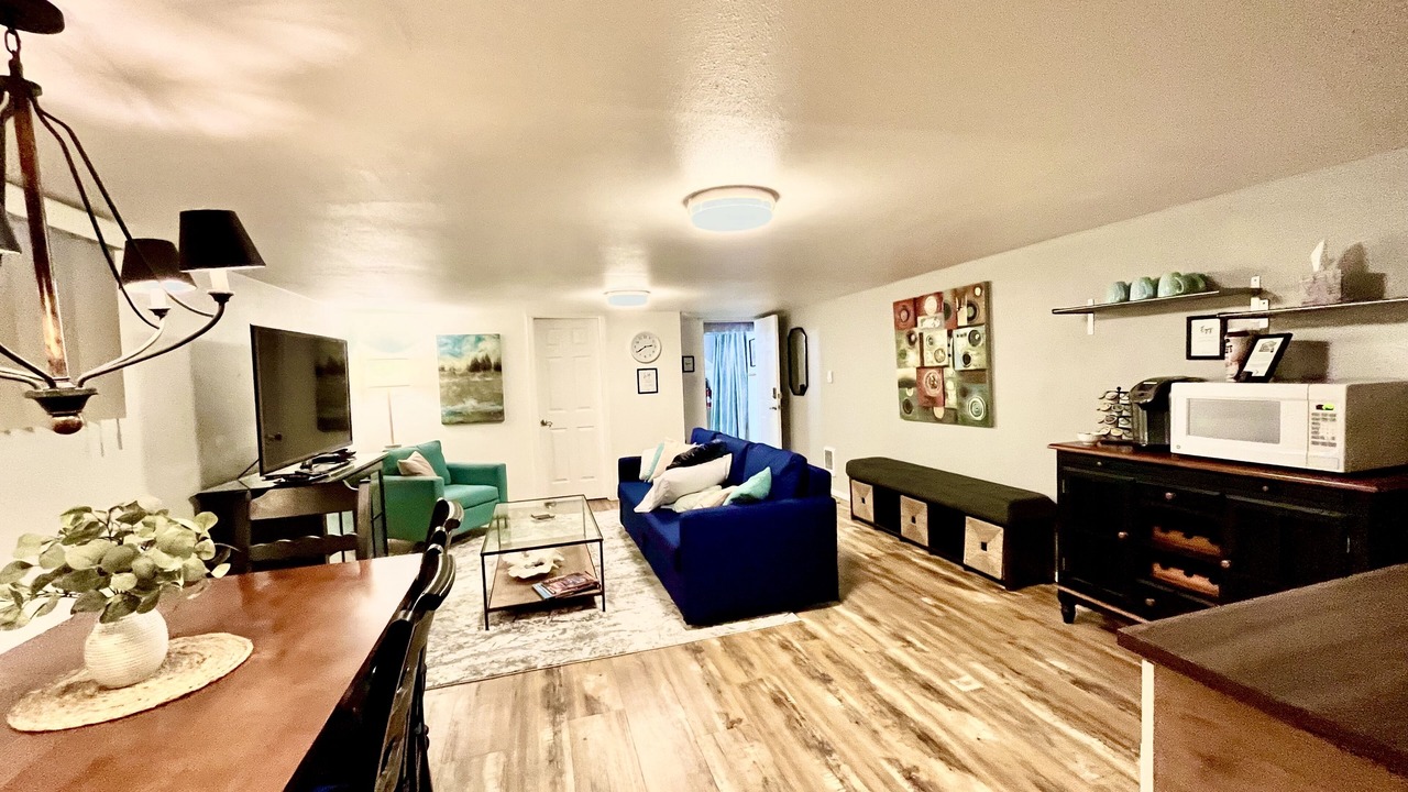 Photo of Livingroom in Three Tree Point