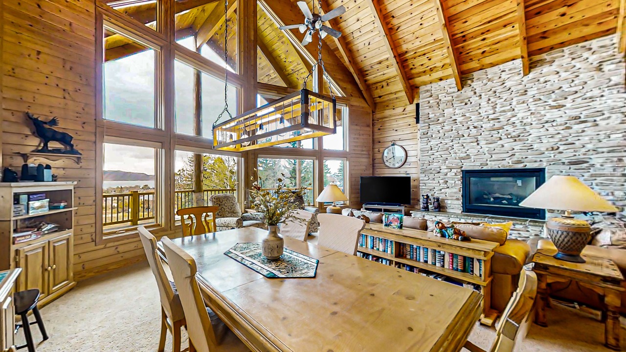 Photo of Livingroom in Sweetwater
