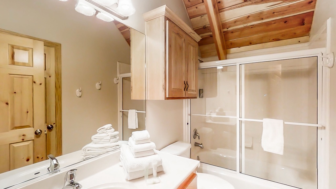 Photo of Bathroom in Sweetwater