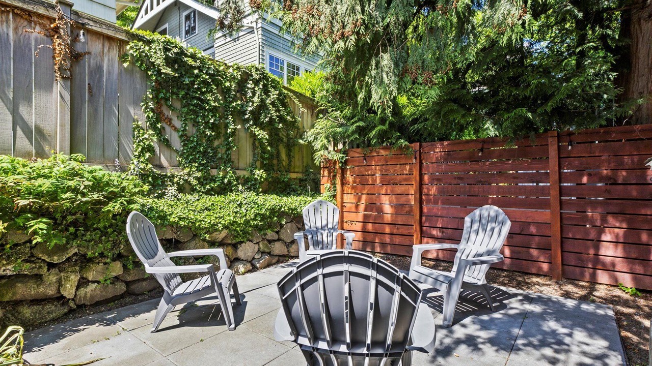 Photo of Patio Balcony in Wallingford