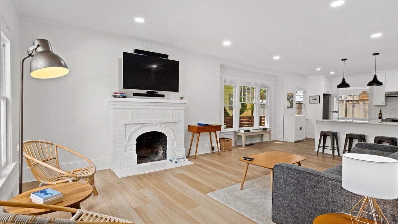 Photo of Livingroom in Wallingford