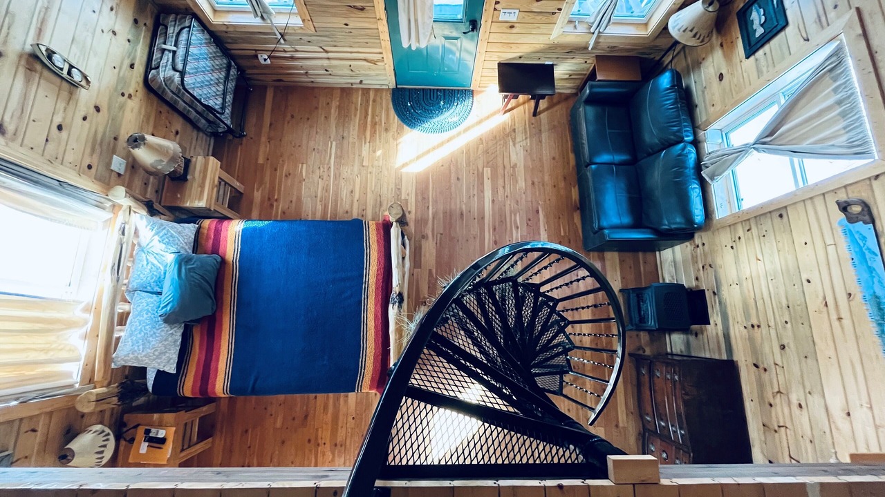 Photo of Bedroom in Salmon