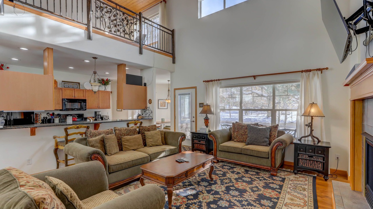Photo of Livingroom in McCall