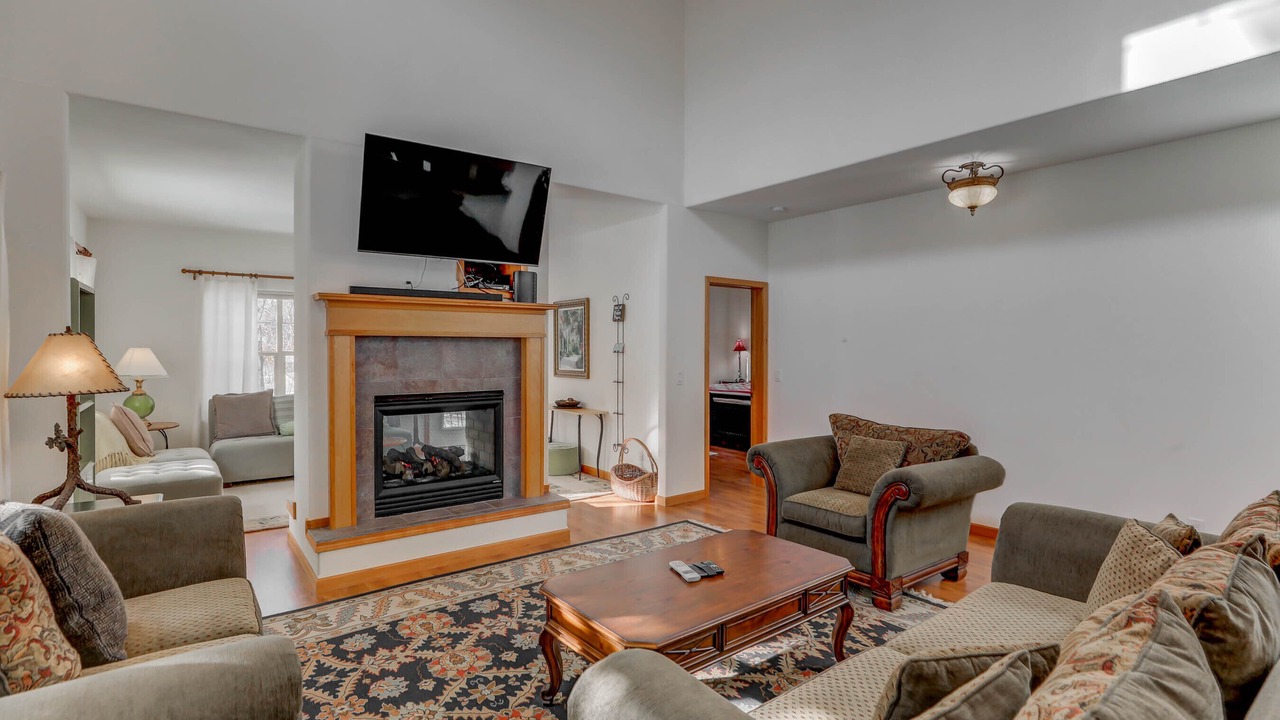 Photo of Livingroom in McCall