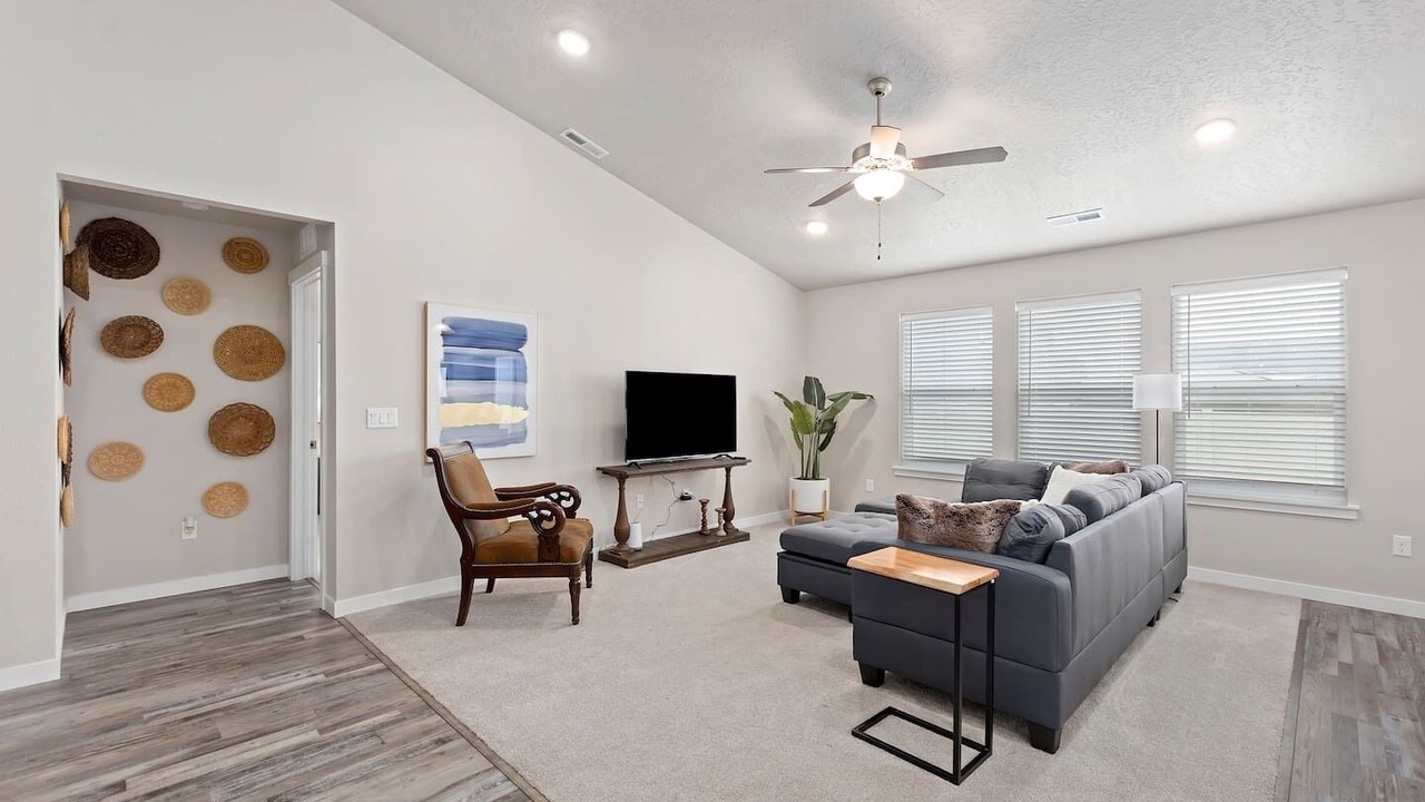 Photo of Livingroom in Southwest Ada County Alliance