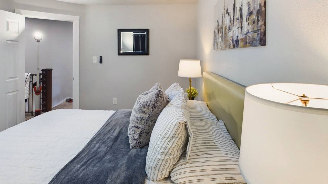 Photo of Bedroom in Albany