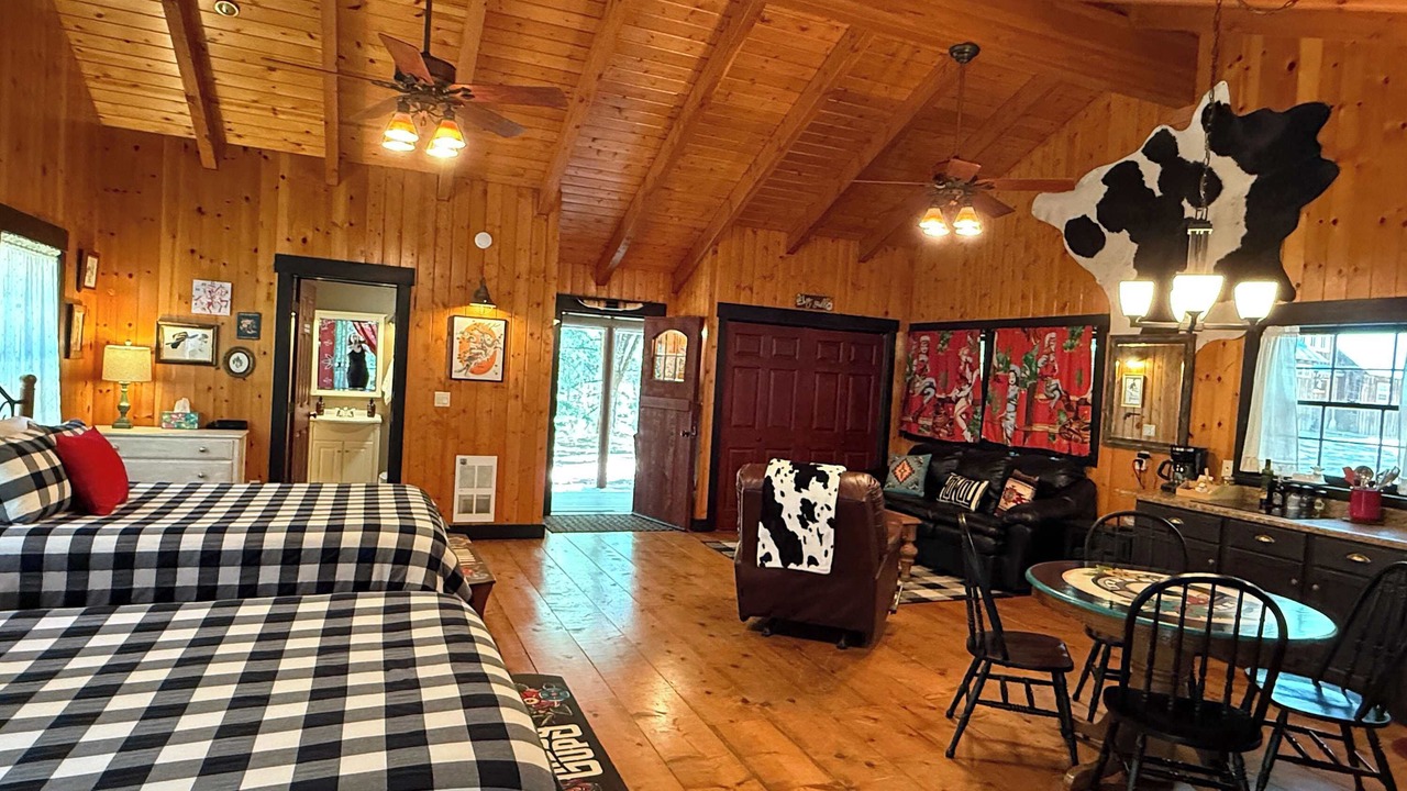 Photo of Livingroom in Selma