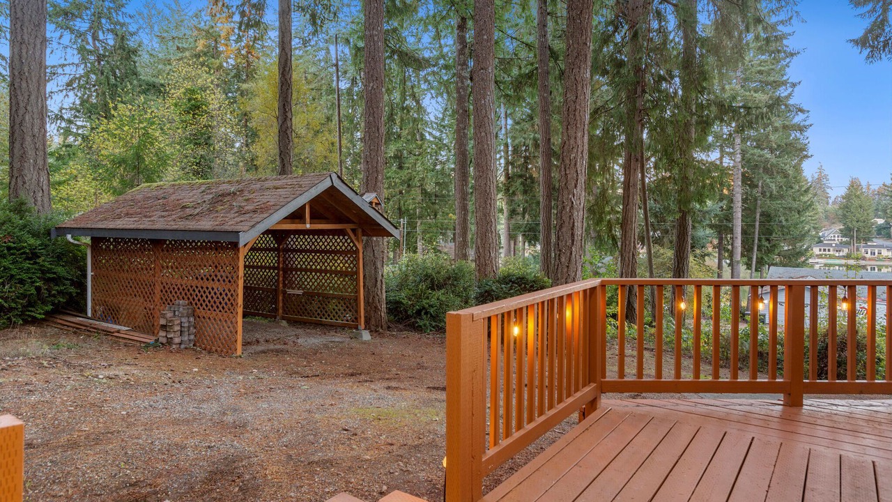 Photo of Patio Balcony in Lakebay