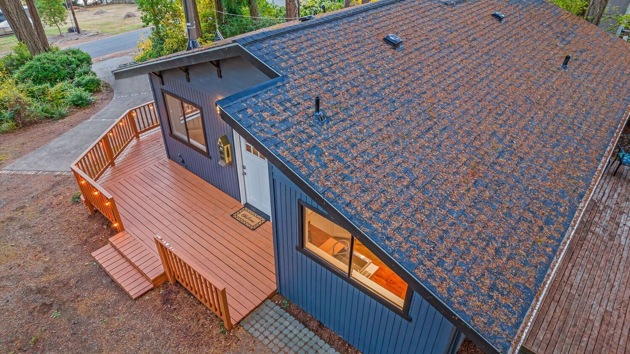 Photo of Outdoor in Lakebay