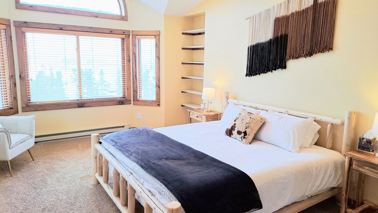 Photo of Bedroom in Red Top Meadows