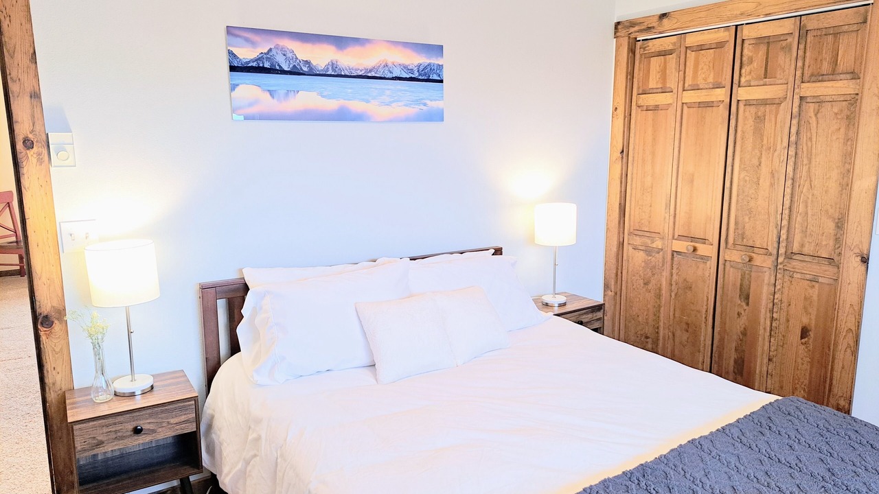 Photo of Bedroom in Red Top Meadows