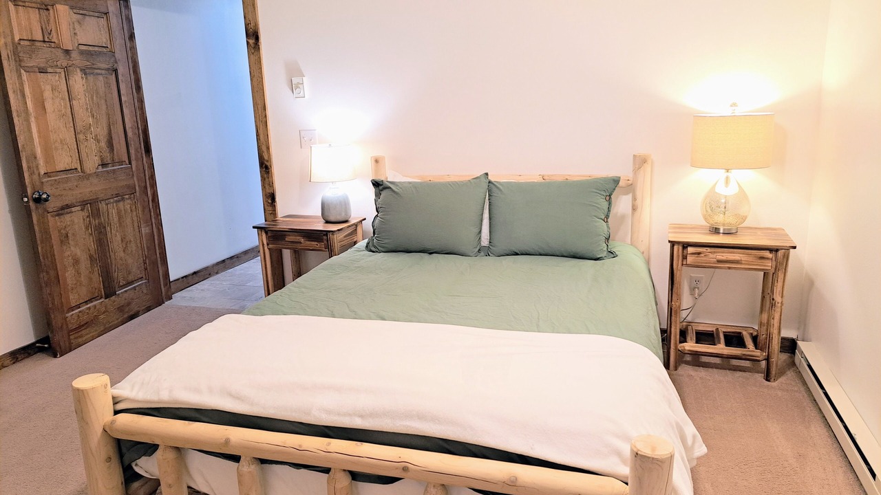 Photo of Bedroom in Red Top Meadows