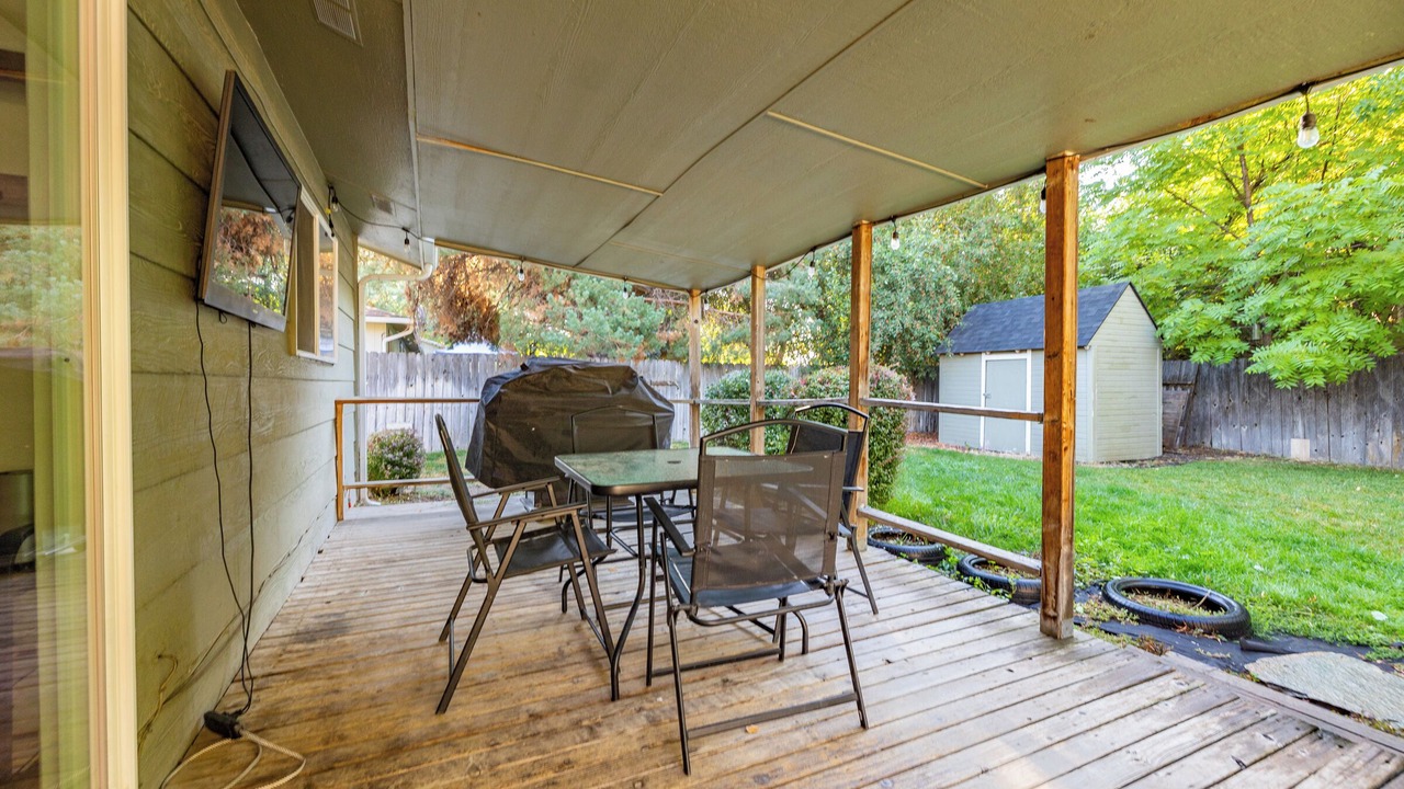 Photo of Outdoor in West Bench
