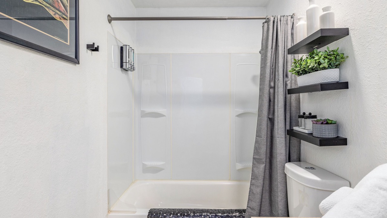 Photo of Bathroom in West Bench