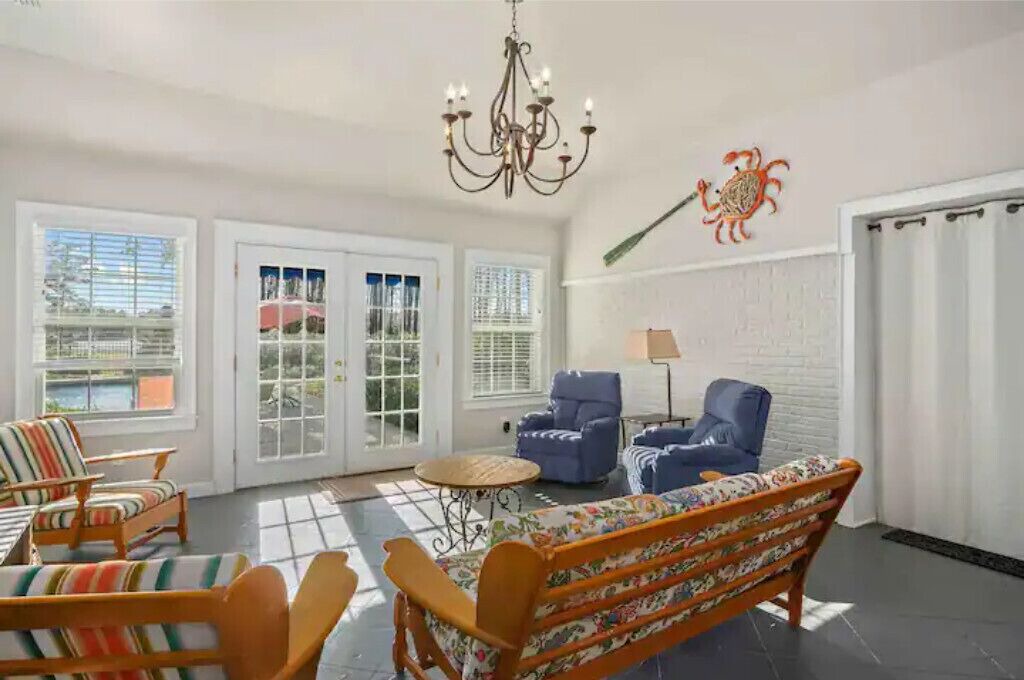 Photo of Livingroom in Mobile