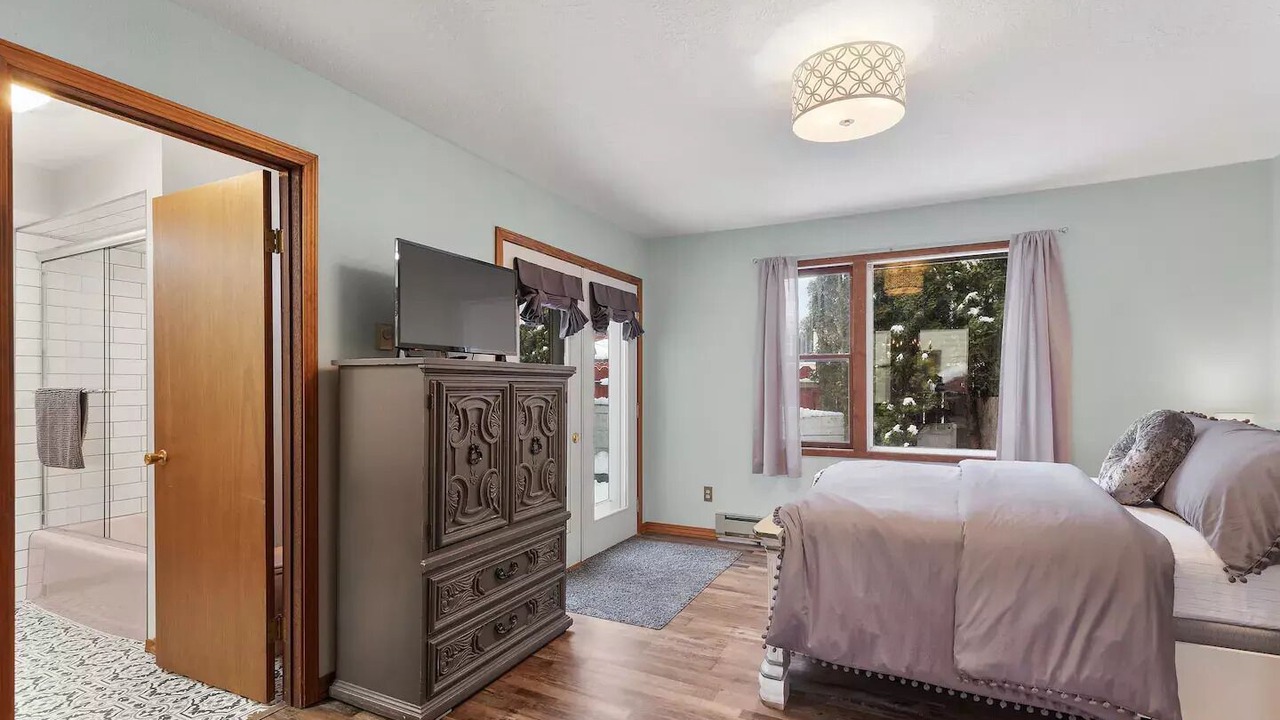 Photo of Bedroom in Kellogg