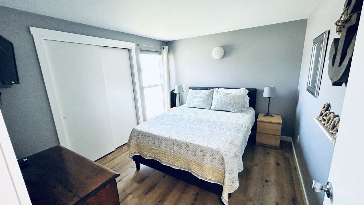 Photo of Bedroom in Quincy