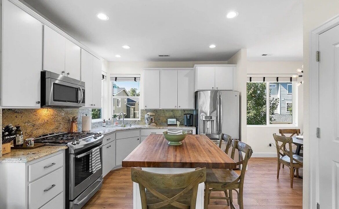 Photo of Kitchen in West Central