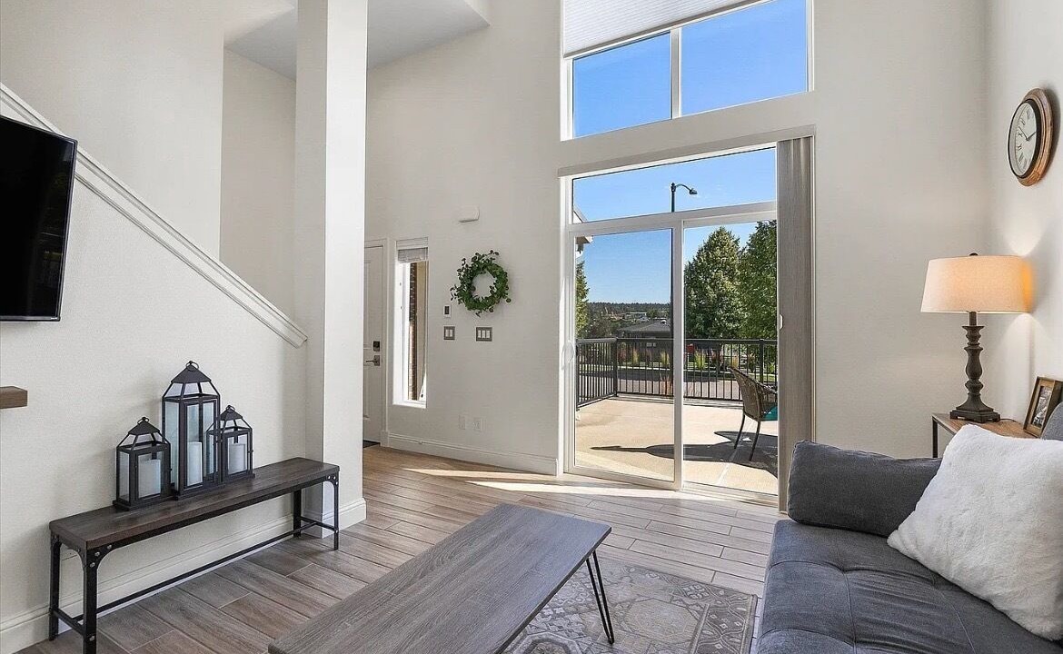 Photo of Livingroom in West Central